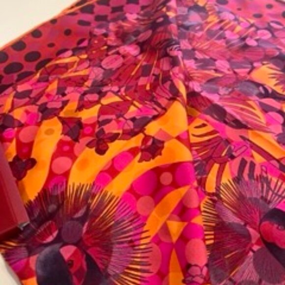 Salvatore Ferragamo SIlk Scarf - Picture 5 of 5